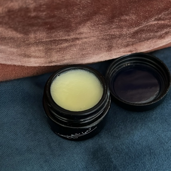 KAHINA LIP AND FACE BALM giving beauty Made in USA - Picture 3 of 3
